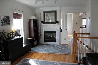 11592 Cavalier Landing Ct in Fairfax, VA - Building Photo - Building Photo