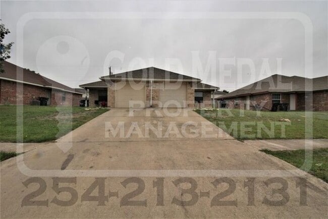 2802 Alma Dr