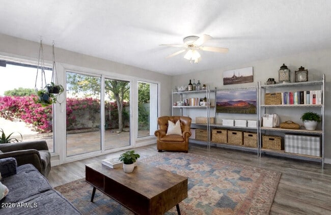 property at 1030 E Bethany Home Rd