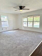 312 N Main St in Grapevine, TX - Building Photo - Building Photo
