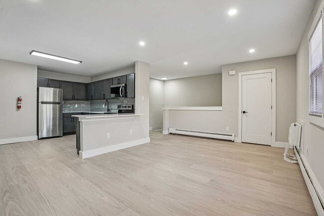 Groveland Manor in Somers Point, NJ - Foto de edificio - Building Photo