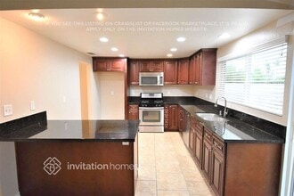 1462 Hermosa Dr in Corona, CA - Building Photo - Building Photo