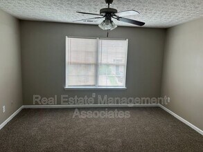 1733 Carrington Dr in Griffin, GA - Building Photo - Building Photo