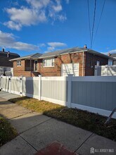 354 Alpine St in Perth Amboy, NJ - Building Photo - Building Photo