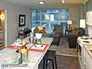 z-091224-Sylva on Main Apartments in Bellevue, WA - Building Photo - Interior Photo