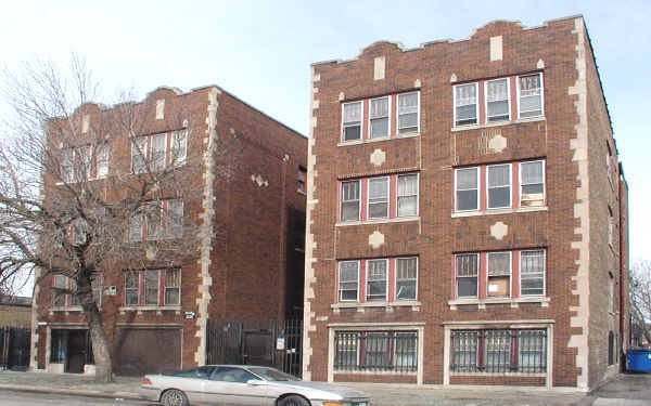 1604-1610 E 82nd St in Chicago, IL - Building Photo