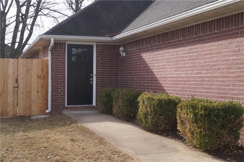 67 Dakota Trail in Farmington, AR - Building Photo