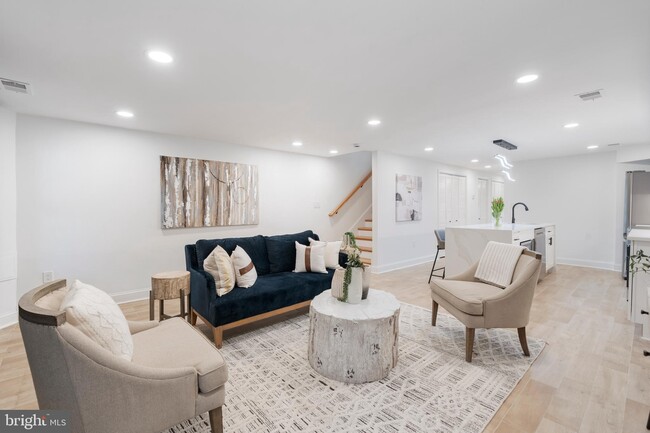 821 Decatur St NW in Washington, DC - Building Photo - Building Photo