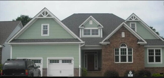 property at 4 Orchard Cir