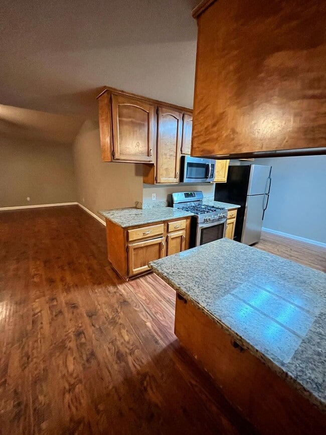 1640 E 27th St in Merced, CA - Building Photo - Building Photo