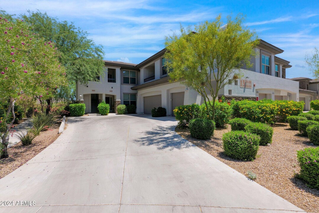 33575 Dove Lks Dr in Cave Creek, AZ - Building Photo