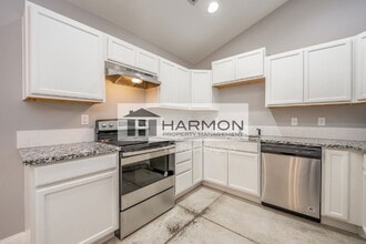 422 Sunflower Dr in El Dorado, KS - Building Photo - Building Photo