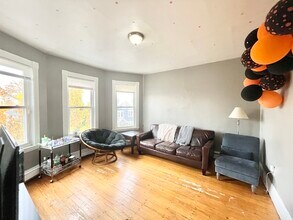 168 Hillside St, Unit 2 in Boston, MA - Building Photo - Building Photo