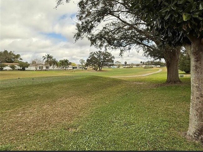 1532 W Schwartz Blvd in Lady Lake, FL - Building Photo - Building Photo