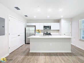 3821 SW 43rd Ct in Ocala, FL - Building Photo - Building Photo