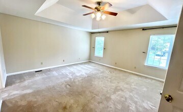 4015 Izlar Ln in Ooltewah, TN - Building Photo - Building Photo