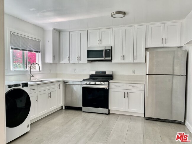 property at 629 Hardin Dr