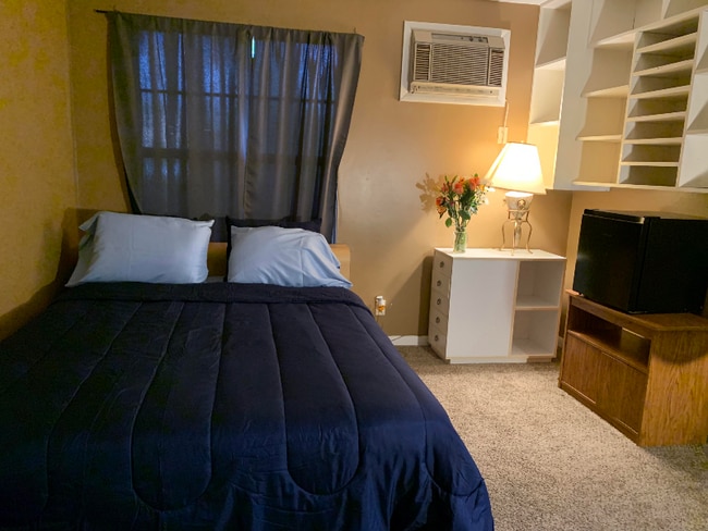 37 Plumage Ln in West Palm Beach, FL - Foto de edificio - Building Photo