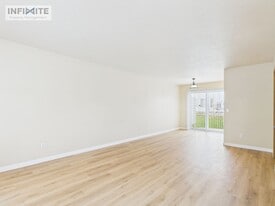 325 Michael Grove Ave in Bozeman, MT - Building Photo