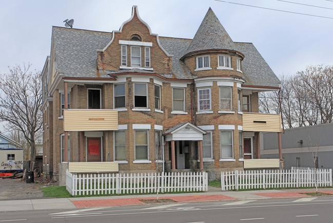 243 Court St in Binghamton, NY - Building Photo - Building Photo