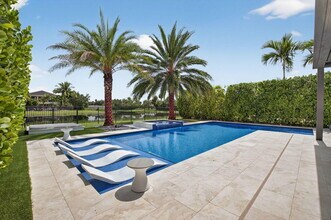 16726 Picardy Way in Delray Beach, FL - Building Photo - Building Photo