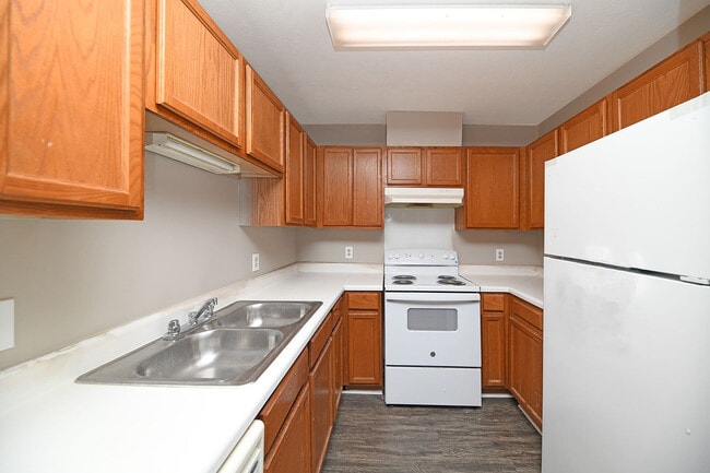 Prairie Creek Estates in Brownsville, TN - Building Photo - Building Photo