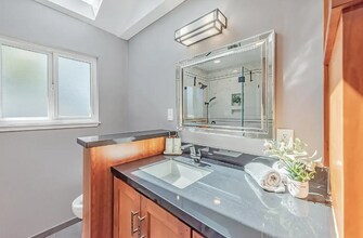 37826 Glenmoor Dr in Fremont, CA - Foto de edificio - Building Photo