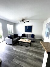 LB2330  (RUBS) (Imp.) in Long Beach, CA - Building Photo - Building Photo