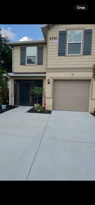 6341 Brant Bay Blvd in North Fort Myers, FL - Building Photo