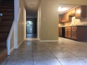 569 Northridge Crossing Dr in Atlanta, GA - Building Photo - Building Photo