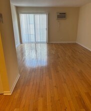 7449 Washington St in Forest Park, IL - Building Photo - Building Photo