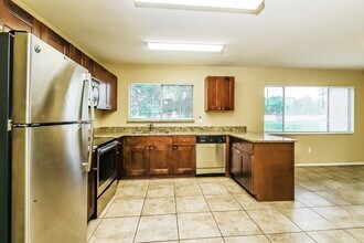 2396 Roxbury Cir in North Port, FL - Building Photo - Building Photo