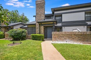1748 Ohlen Rd in Austin, TX - Building Photo