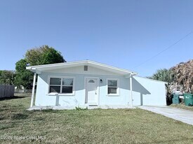 2556 Sarno Rd in Melbourne, FL - Building Photo