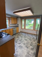 3224 Crosby Blvd SW in Tumwater, WA - Building Photo - Building Photo
