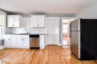 141 Bourne Ave in East Providence, RI - Building Photo - Building Photo