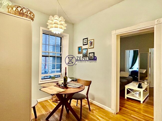 76 Phillips St, Unit 2 in Boston, MA - Building Photo - Building Photo