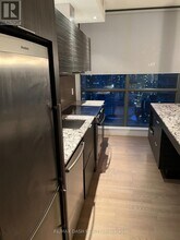 8 Charlotte St in Toronto, ON - Building Photo - Building Photo