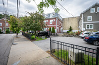 67 Julian St in Providence, RI - Foto de edificio - Building Photo