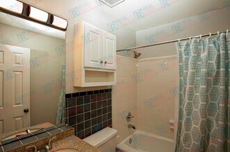 521 Darby Glen Ln in Durham, NC - Building Photo - Building Photo