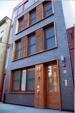 93 Bright St in Jersey City, NJ - Foto de edificio - Building Photo