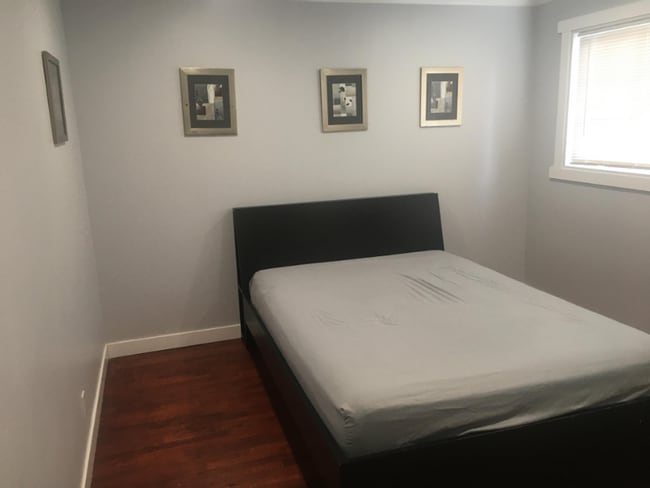 property at 9624 S Poppy Ln