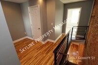 2047 Gerritt St photo'