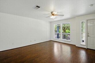 508 Crater Lake Dr in Pflugerville, TX - Building Photo - Building Photo