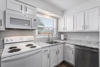 928 W Browning St in Appleton, WI - Building Photo - Building Photo