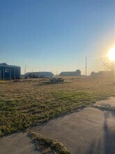 202 Blue Bell Ct in Weatherford, TX - Building Photo - Building Photo