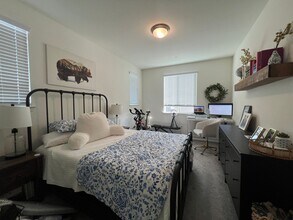 4463 French Dr in Folsom, CA - Building Photo - Building Photo