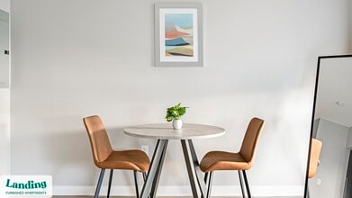 5040 Linbar Dr, Unit 105 in Nashville, TN - Building Photo - Building Photo