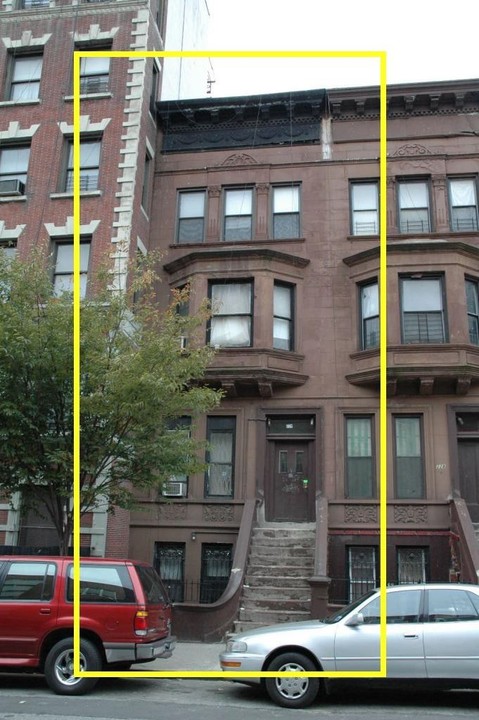 226 W 112th St in New York, NY - Building Photo