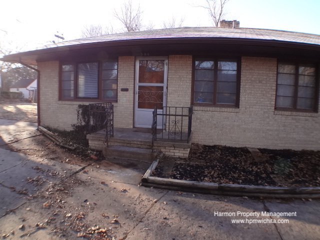 524 N Belmont Ave in Wichita, KS - Building Photo